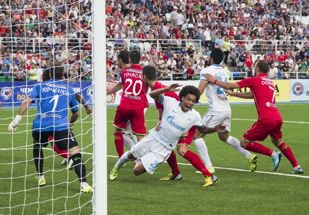 Чемпионат России 2015/2016, «Уфа» — «Зенит»