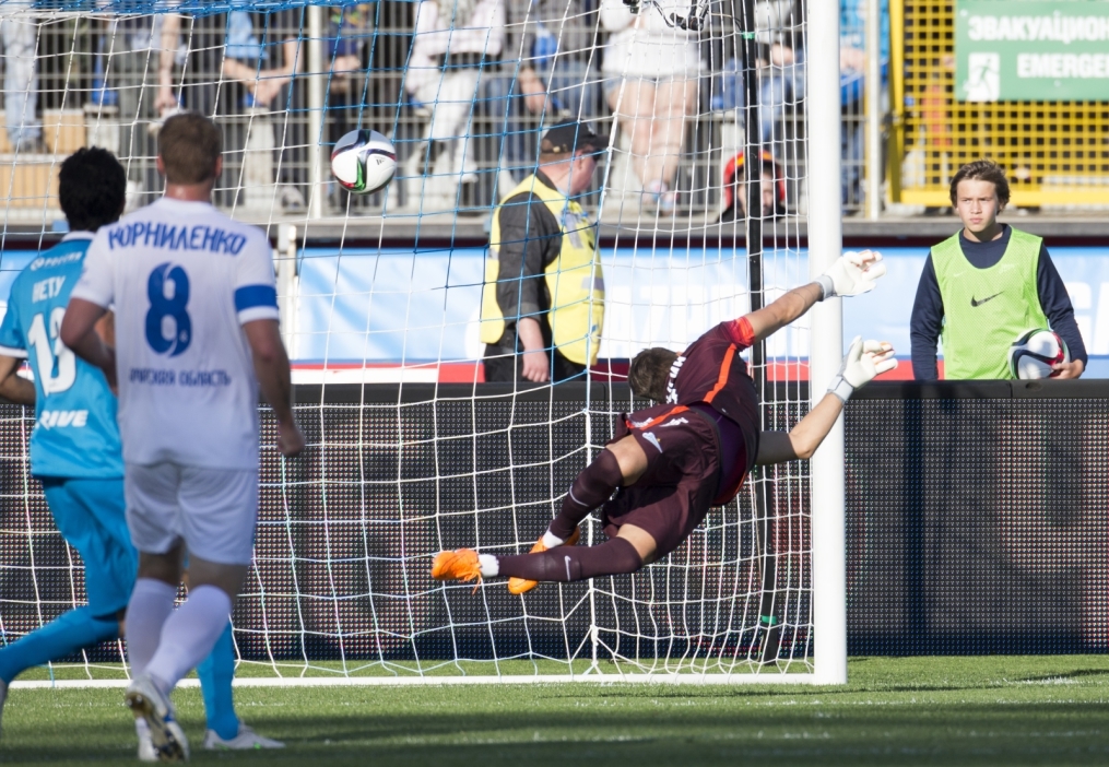 Чемпионат России 2015/16, 7 тур, «Зенит» — «Крылья Советов»