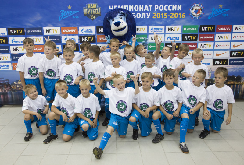 «Зенит Фан» на матче Чемпионат России 2015/16, 7 тур, «Зенит» — «Крылья Советов»