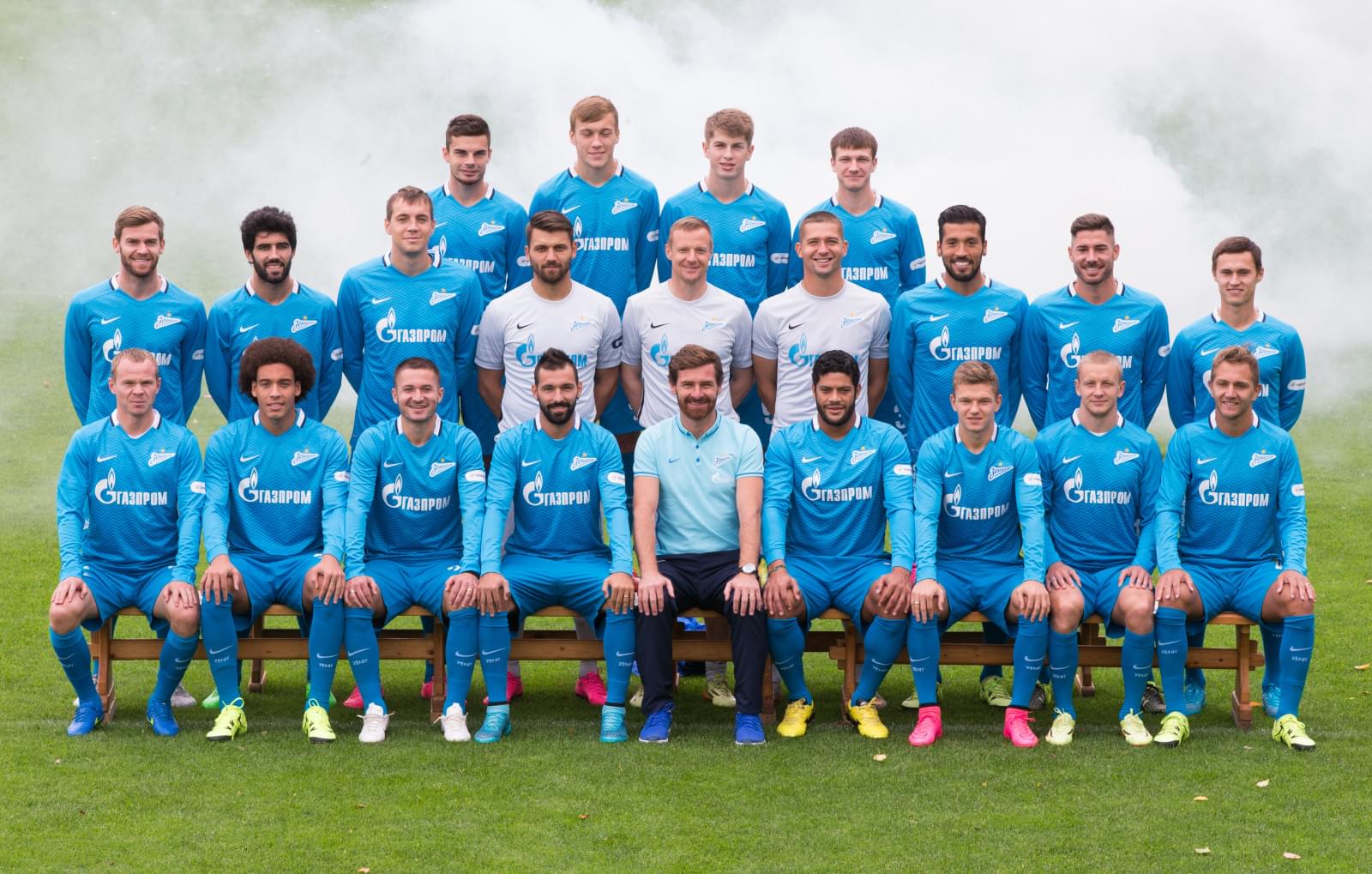 Командная фотосессия основного состава ФК «Зенит» сезона 2015/2016