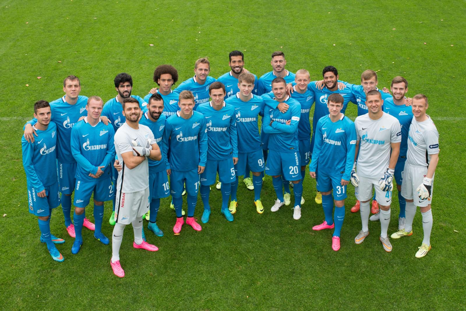 Командная фотосессия основного состава ФК «Зенит» сезона 2015/2016