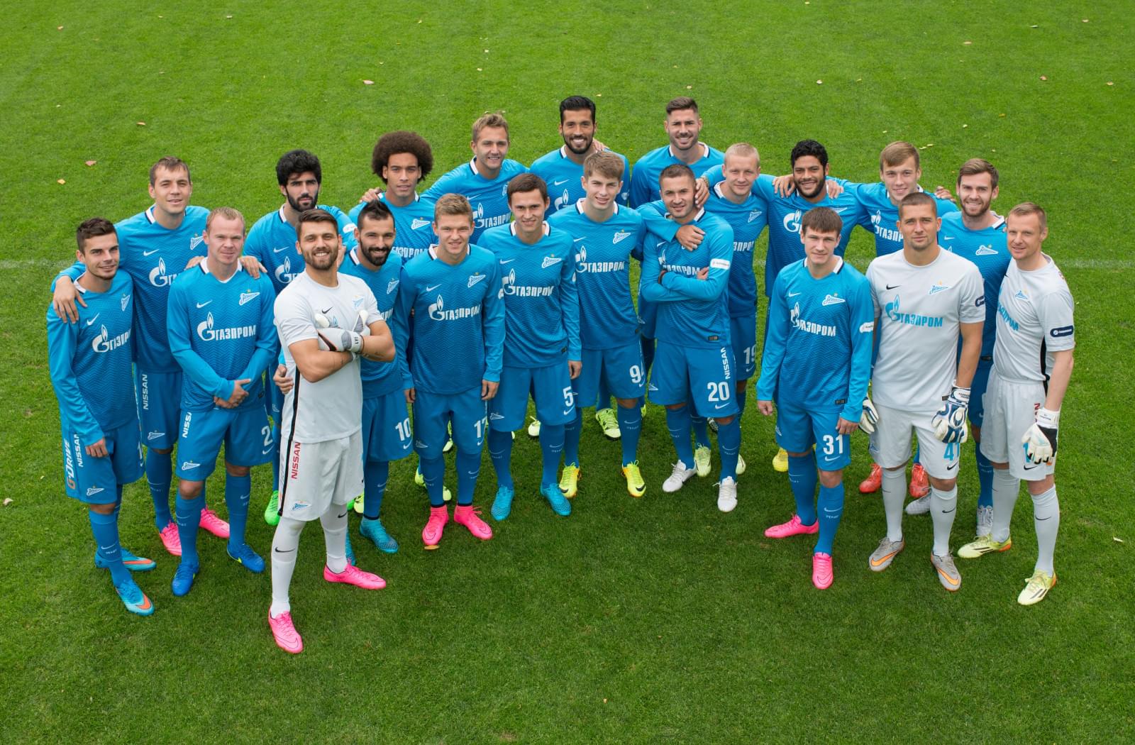 Командная фотосессия основного состава ФК «Зенит» сезона 2015/2016