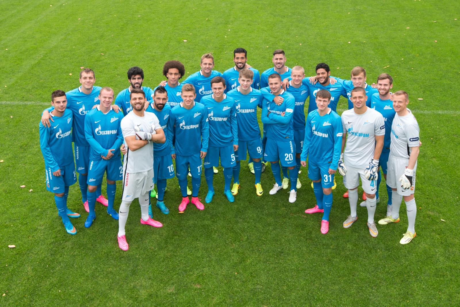 Командная фотосессия основного состава ФК «Зенит» сезона 2015/2016