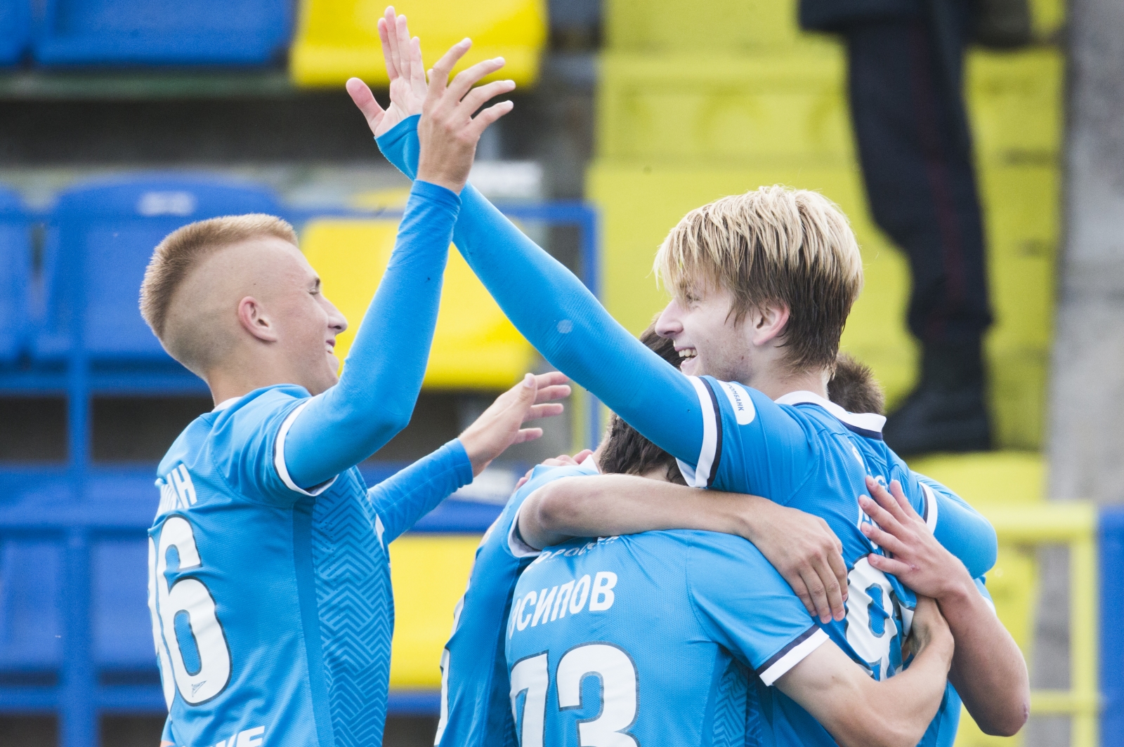 Молодежное первенство России 2015/16, 11 тур, «Зенит» — «Ростов»