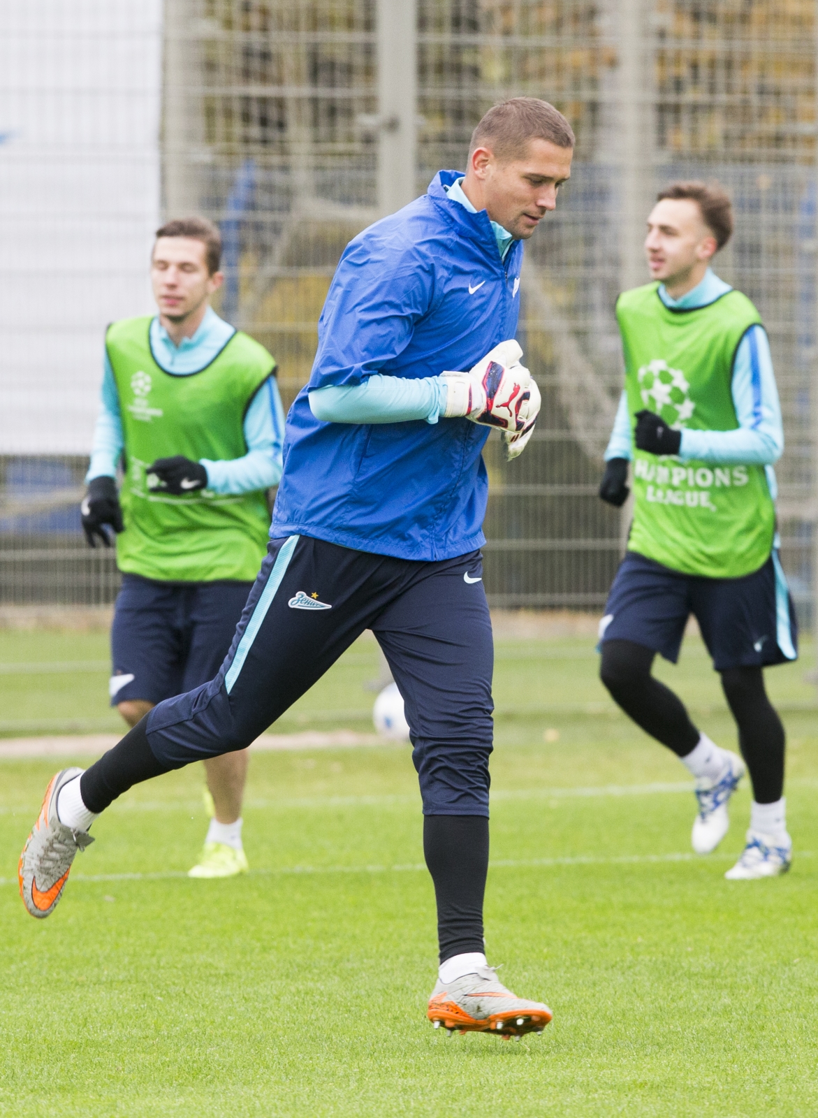 Открытая тренировка «Зенита» перед матчем Лиги Чемпионов УЕФА с «Лионом»