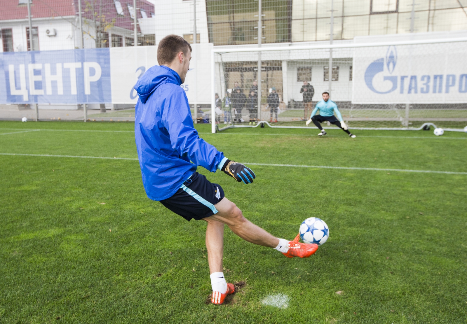 Открытая тренировка «Зенита» перед матчем Лиги Чемпионов УЕФА с «Лионом»