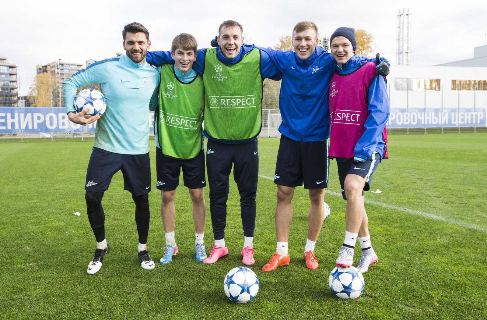 Открытая тренировка «Зенита» перед матчем Лиги Чемпионов УЕФА с «Лионом»