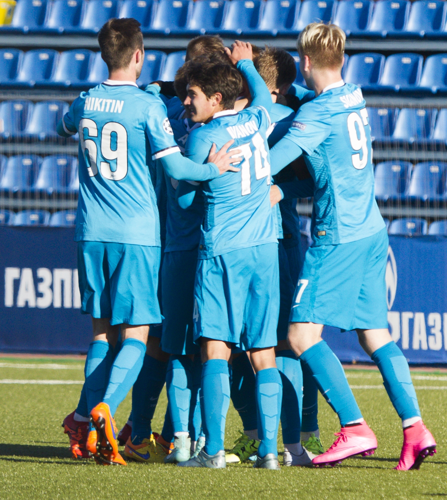 Юношеская лига УЕФА 2015/16, «Зенит» — «Лион»