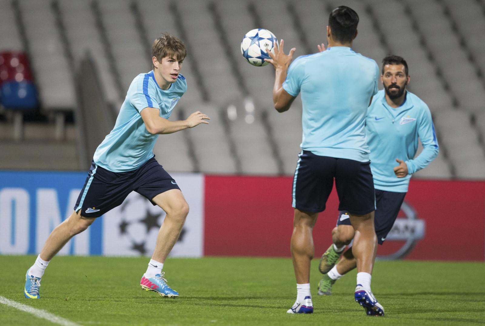 Тренировка «Зенита» перед матчем Лиги Чемпионов УЕФА 2015/16, «Лион» — «Зенит»