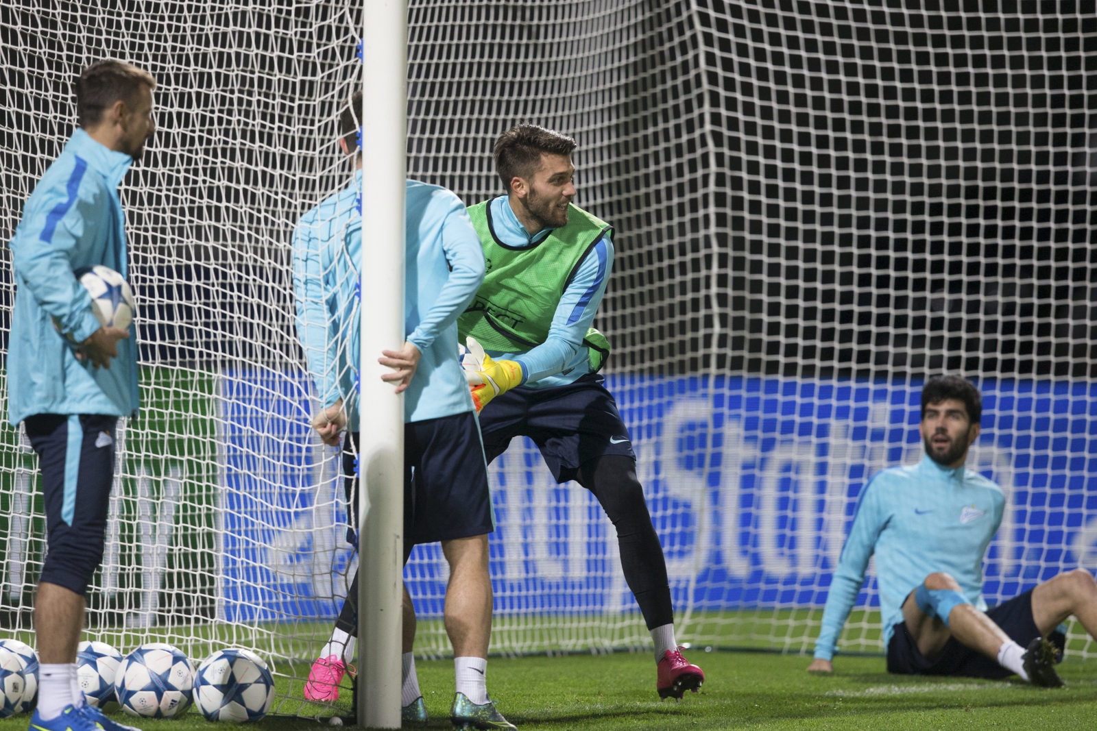 Тренировка «Зенита» перед матчем Лиги Чемпионов УЕФА 2015/16, «Лион» — «Зенит»