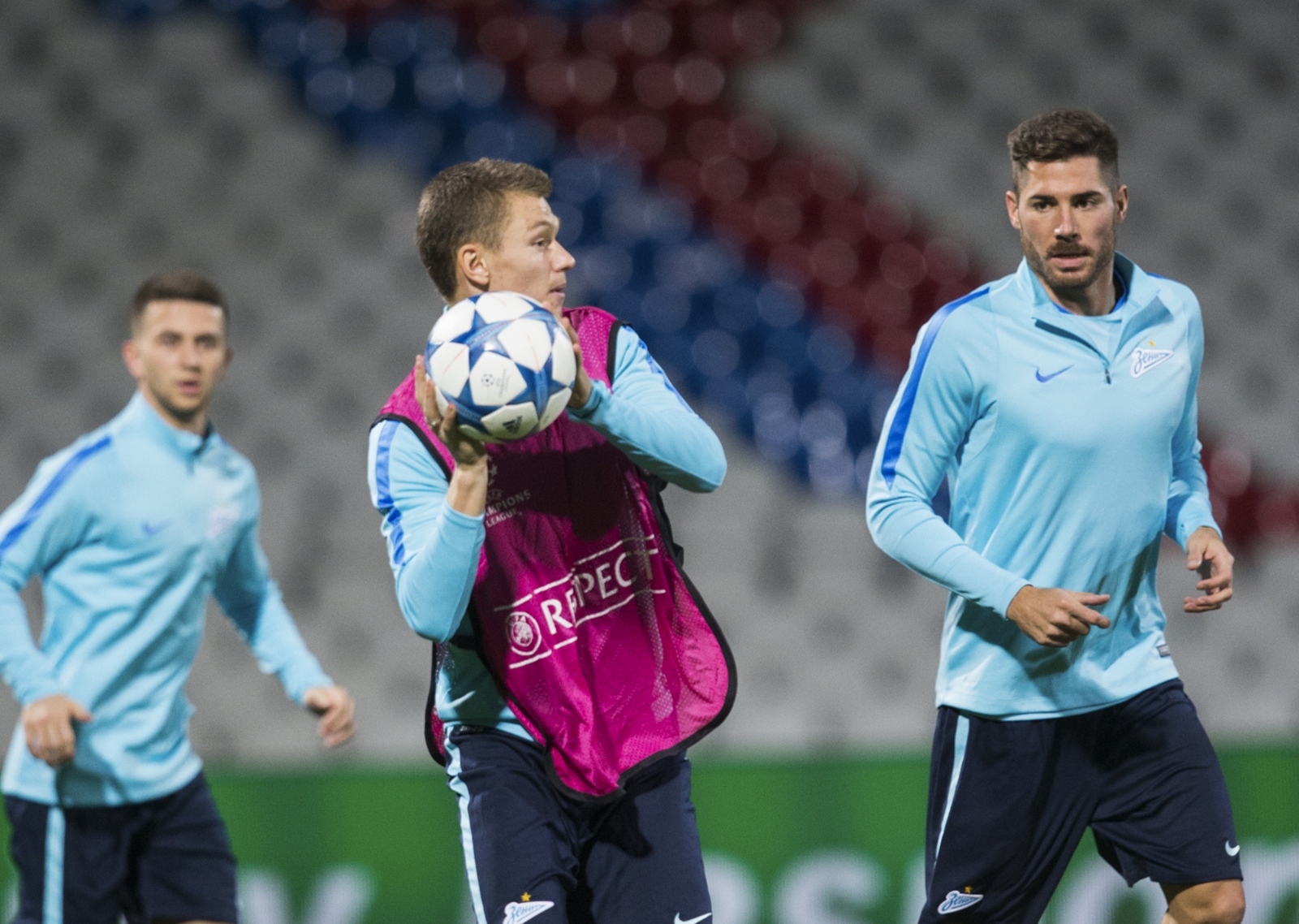 Тренировка «Зенита» перед матчем Лиги Чемпионов УЕФА 2015/16, «Лион» — «Зенит»