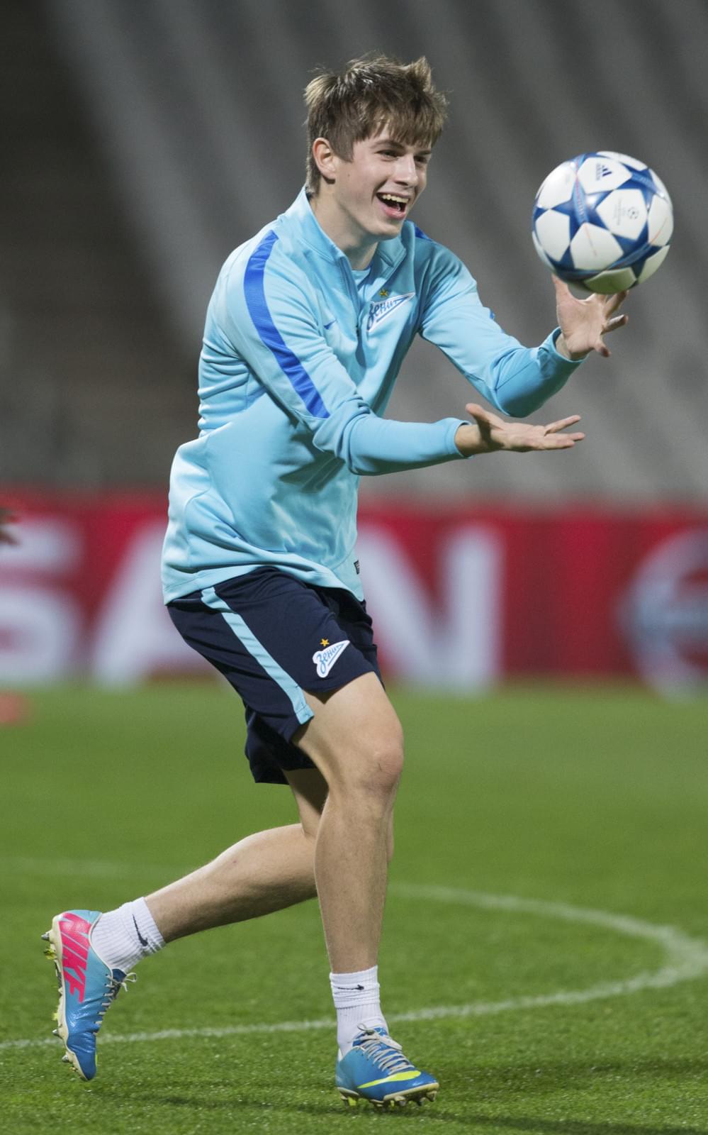 Тренировка «Зенита» перед матчем Лиги Чемпионов УЕФА 2015/16, «Лион» — «Зенит»