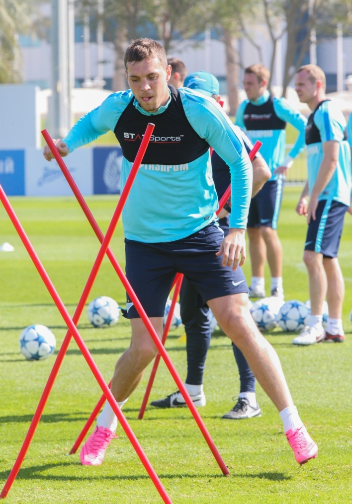 «Газпром»-тренировочные сборы в Дохе: 19 января, утренняя тренировка