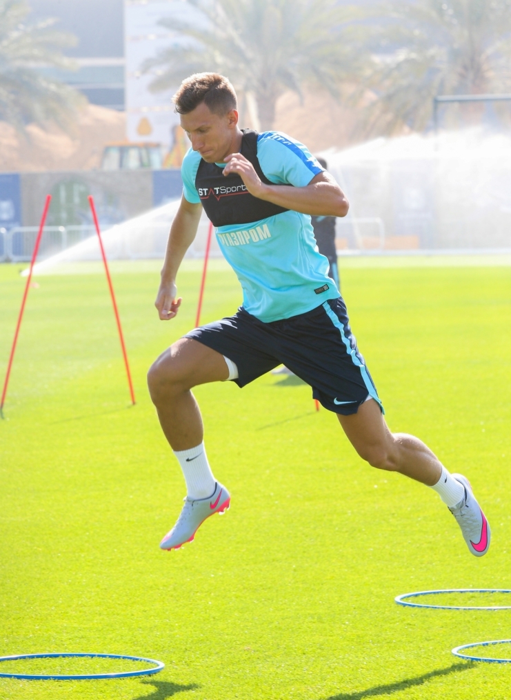 «Газпром»-тренировочные сборы в Дохе: 19 января, утренняя тренировка