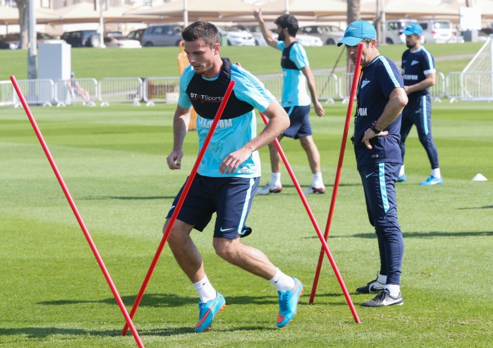 «Газпром»-тренировочные сборы в Дохе: 19 января, утренняя тренировка