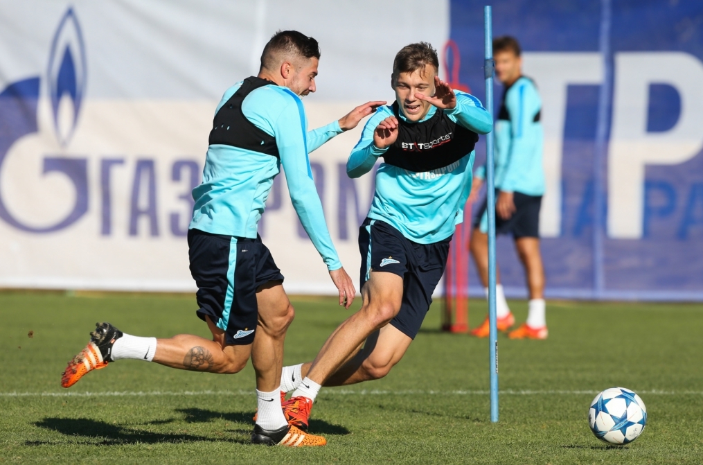 «Газпром»-тренировочный сбор в Фару: 29 января, утренняя тренировка