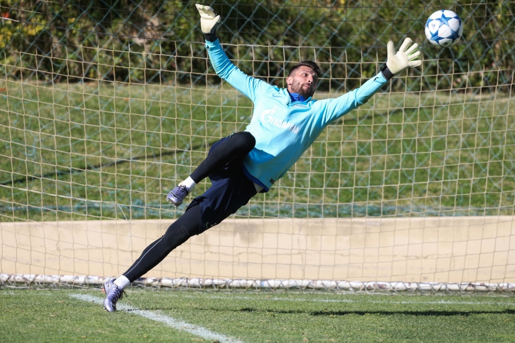 «Газпром»-тренировочный сбор в Фару: 29 января, утренняя тренировка