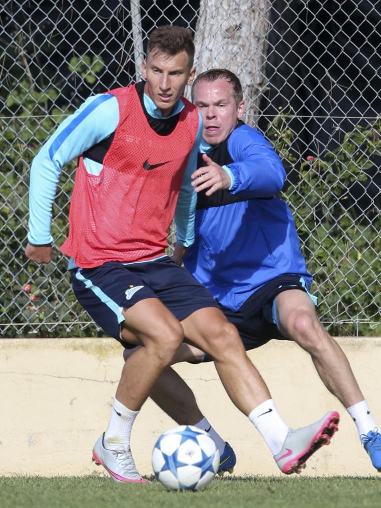 «Газпром»-тренировочный сбор в Фару: 30 января, утренняя тренировка