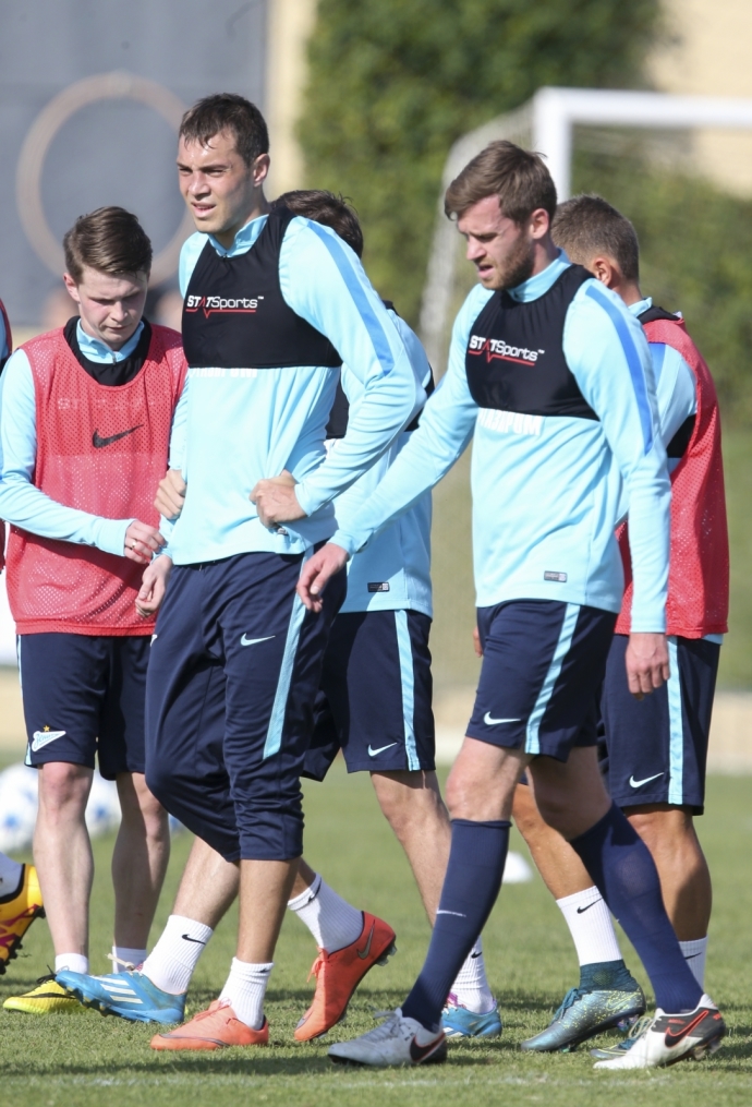 «Газпром»-тренировочный сбор в Фару: 30 января, утренняя тренировка