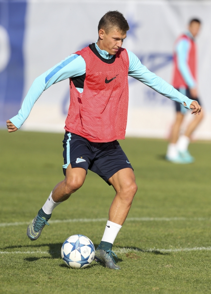 «Газпром»-тренировочный сбор в Фару: 30 января, утренняя тренировка