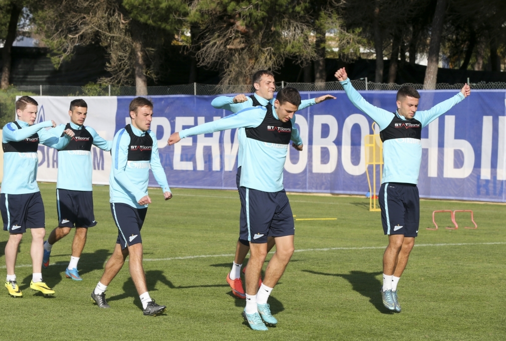 «Газпром»-тренировочный сбор в Фару: 30 января, утренняя тренировка