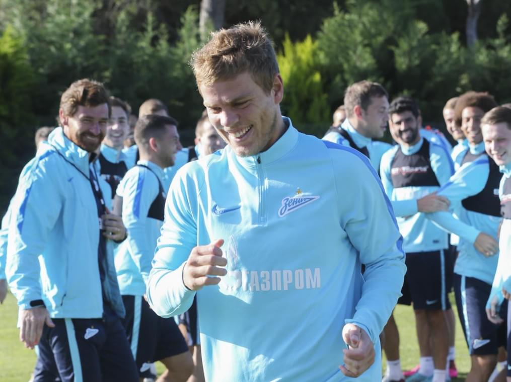 «Газпром»-тренировочный сбор в Фару: 31 января, утренняя тренировка