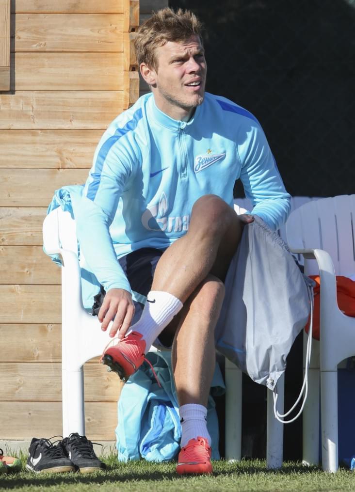 «Газпром»-тренировочный сбор в Фару: 31 января, утренняя тренировка