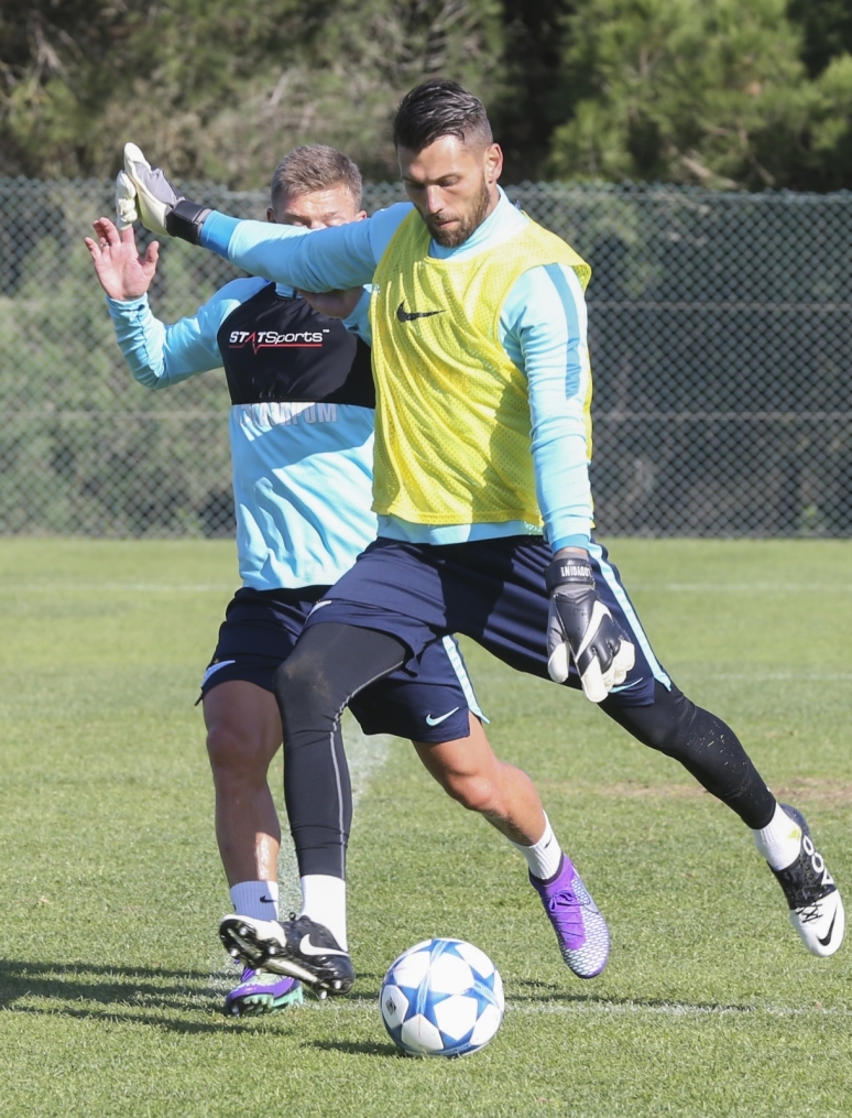 «Газпром»-тренировочный сбор в Фару: 31 января, утренняя тренировка