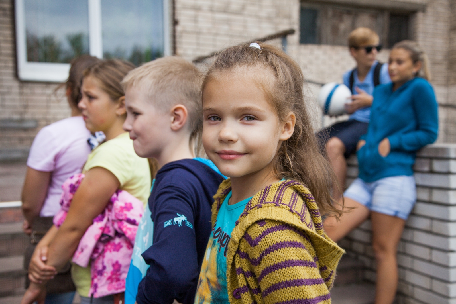 Синегривый Лев посетил детский лагерь в Колпино