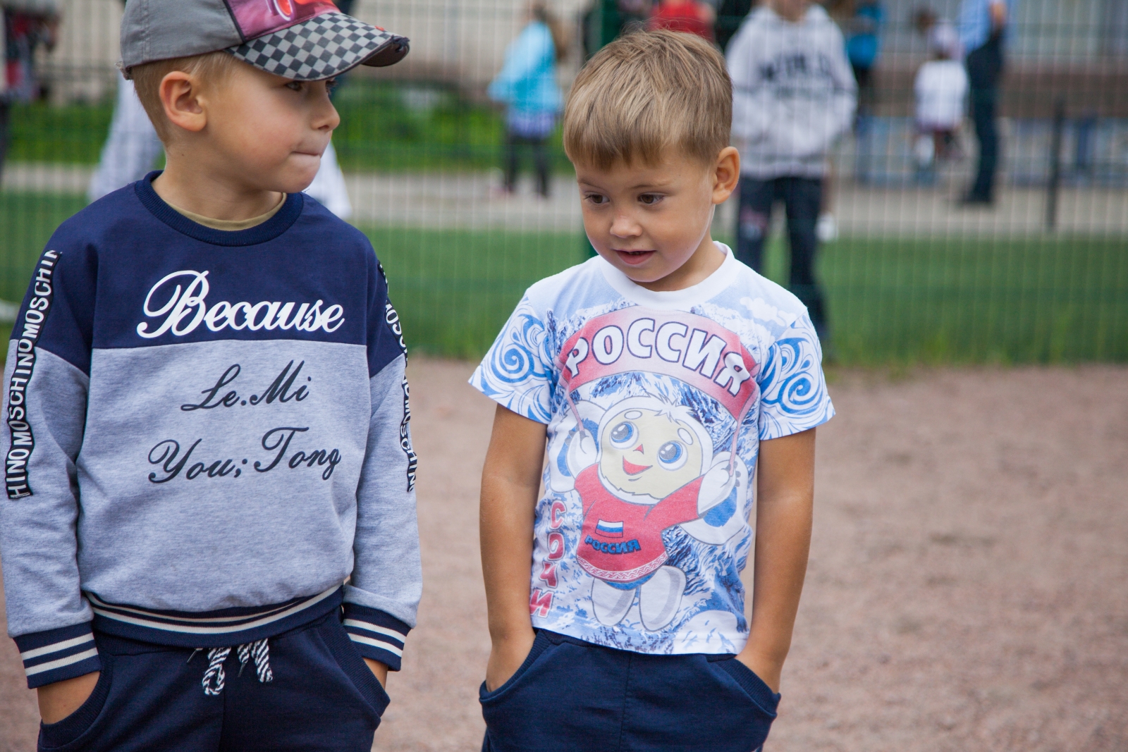 Синегривый Лев посетил детский лагерь в Колпино