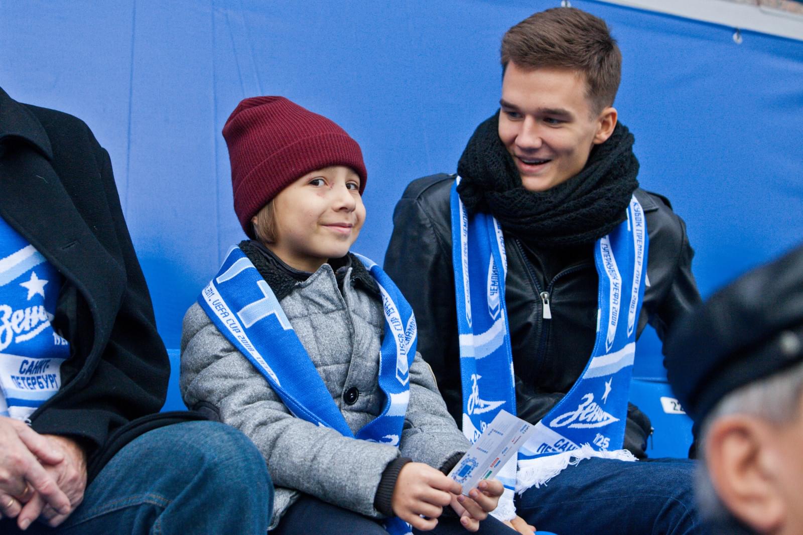 Потомки Дмитрия Дмитриевича Шостаковича на матче «Зенит» — «Спартак»