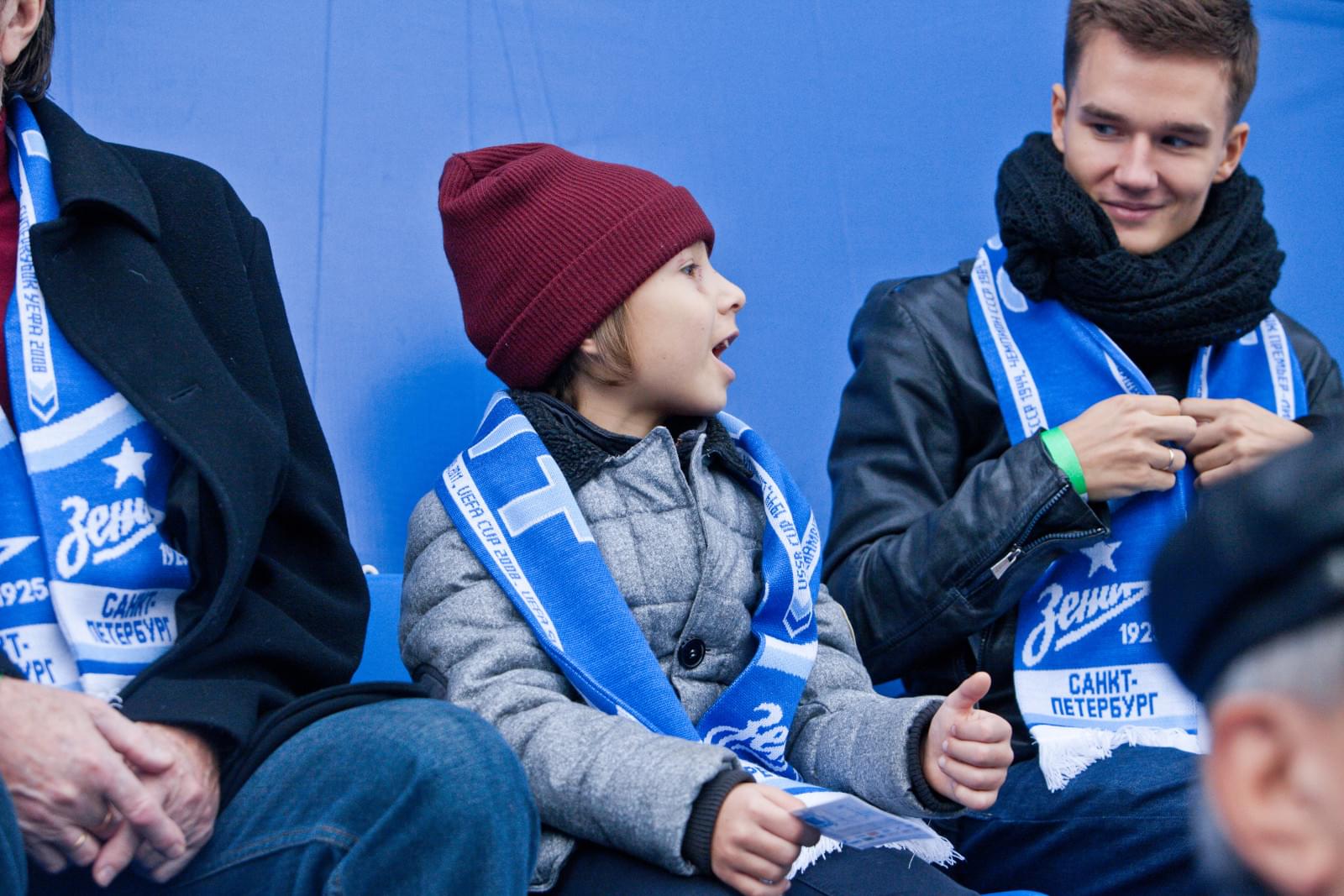 Потомки Дмитрия Дмитриевича Шостаковича на матче «Зенит» — «Спартак»