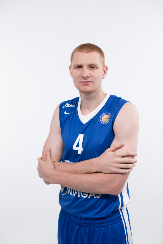 Фотосессия игроков и тренеров основного состава БК «Зенит» сезона 2016/2017