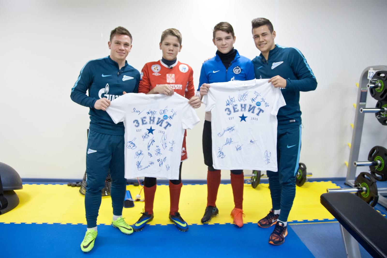 «Клуб добрых дел»: Игроки «Зенита»-2 встретились с воспитанниками детского дома