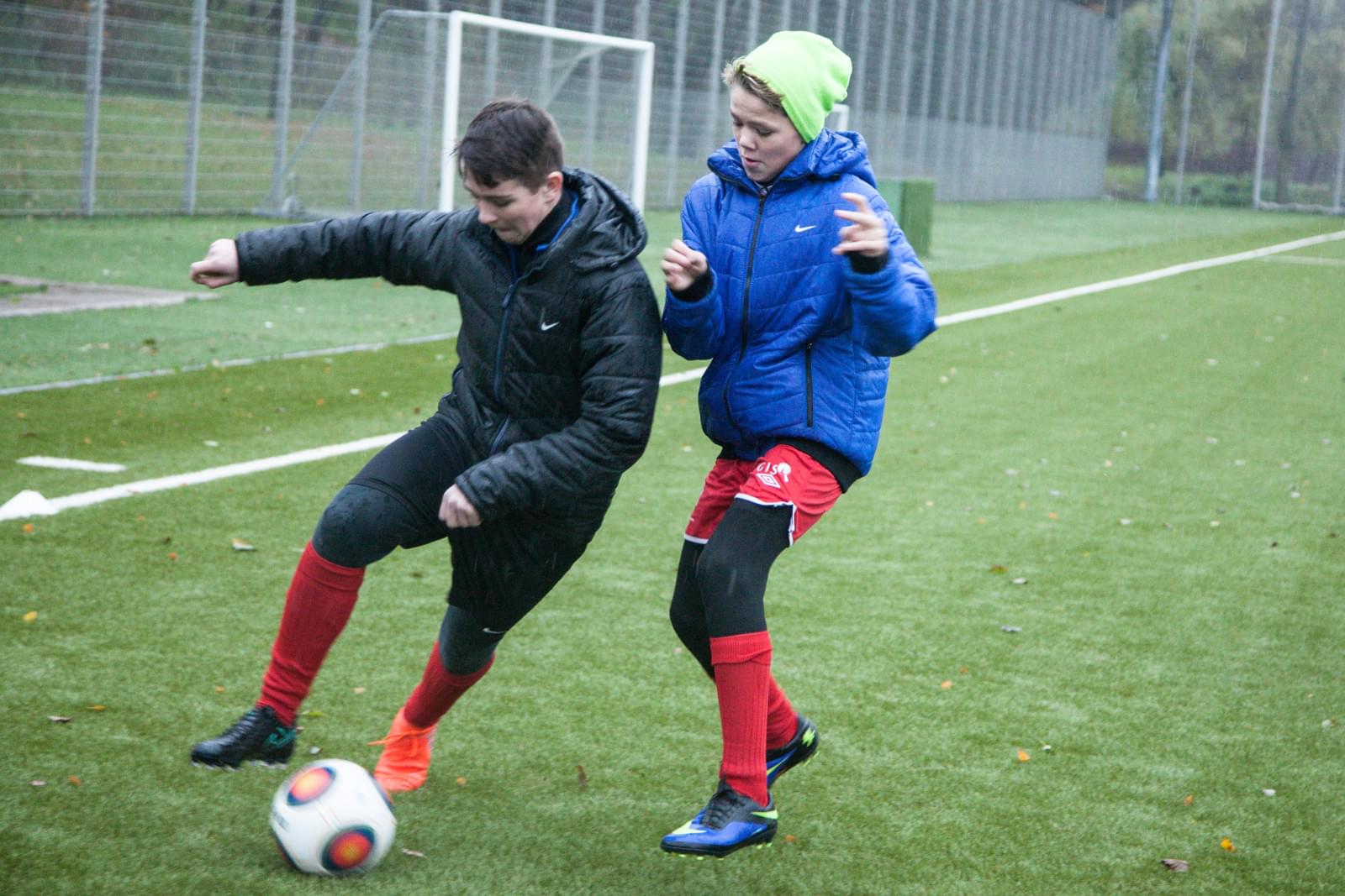 «Клуб добрых дел»: Игроки «Зенита»-2 встретились с воспитанниками детского дома