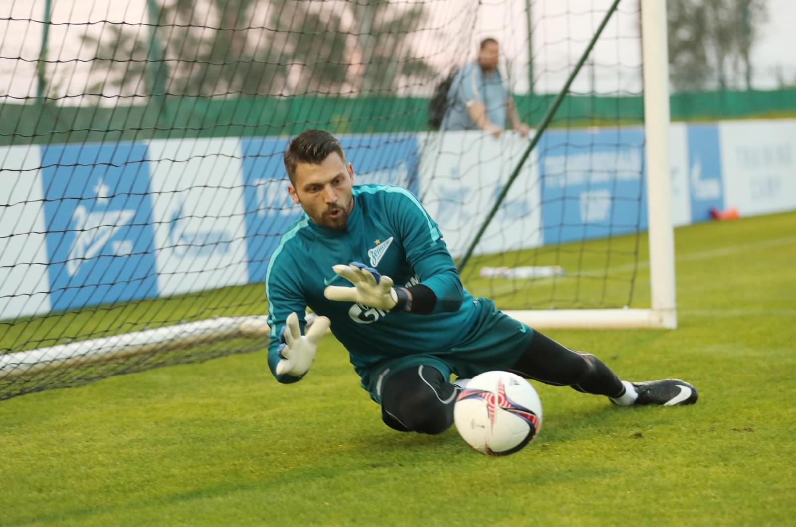 «Газпром»-тренировочные сборы в Дубае: 15 января, вечерняя тренировка