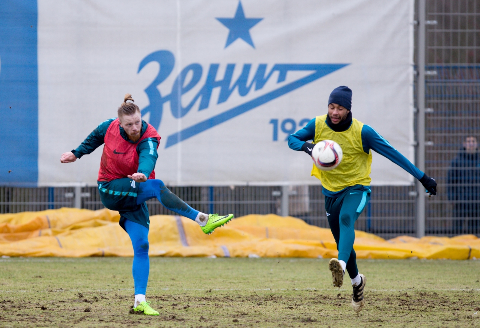 Утренняя тренировка «Зенита» в «Газпром» — тренировочном центре