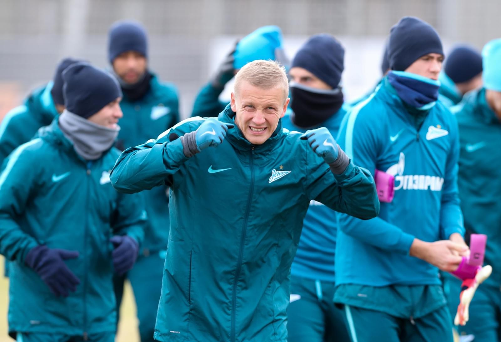 Утренняя тренировка «Зенита» в «Газпром» — тренировочном центре