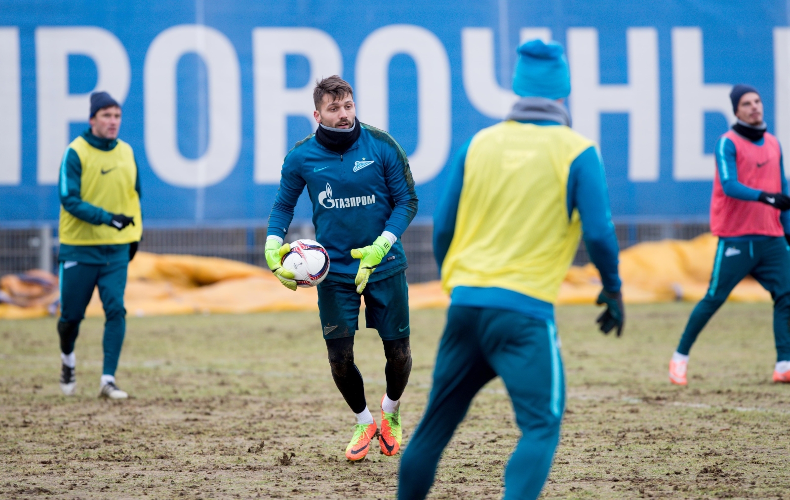 Утренняя тренировка «Зенита» в «Газпром» — тренировочном центре