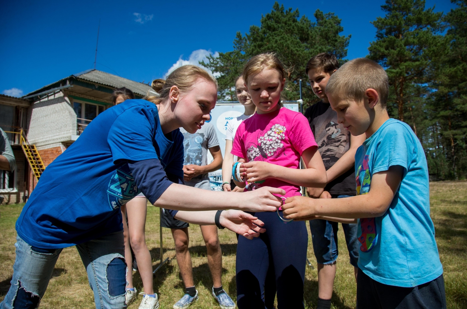 Синегривый Лев посетил Cоциально-реабилитационный центр в Гдове