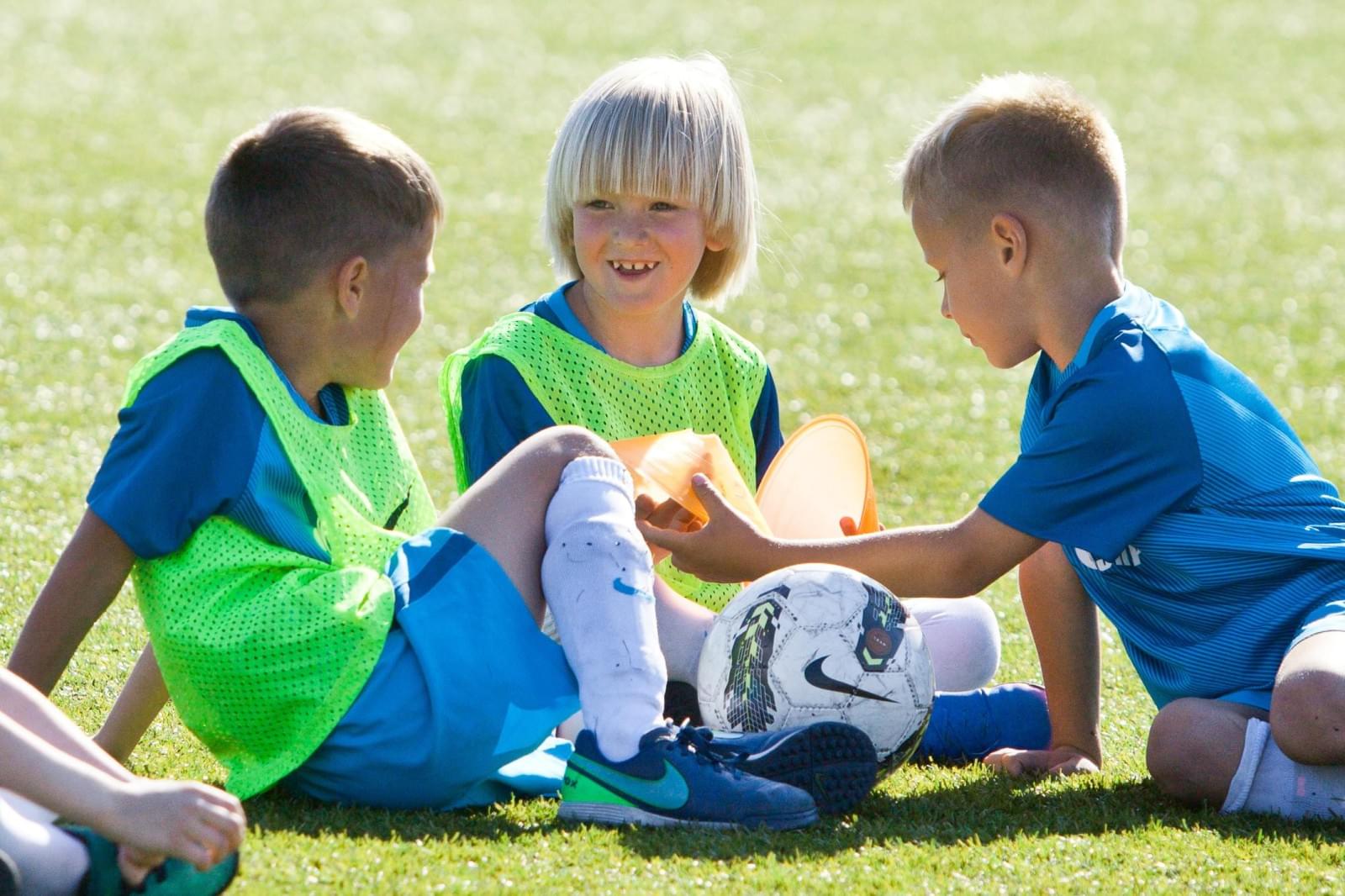 Летний лагерь Академии ФК «Зенит» начинает свою работу