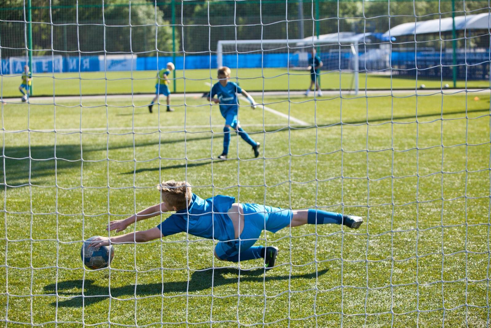 Летний лагерь Академии ФК «Зенит» начинает свою работу