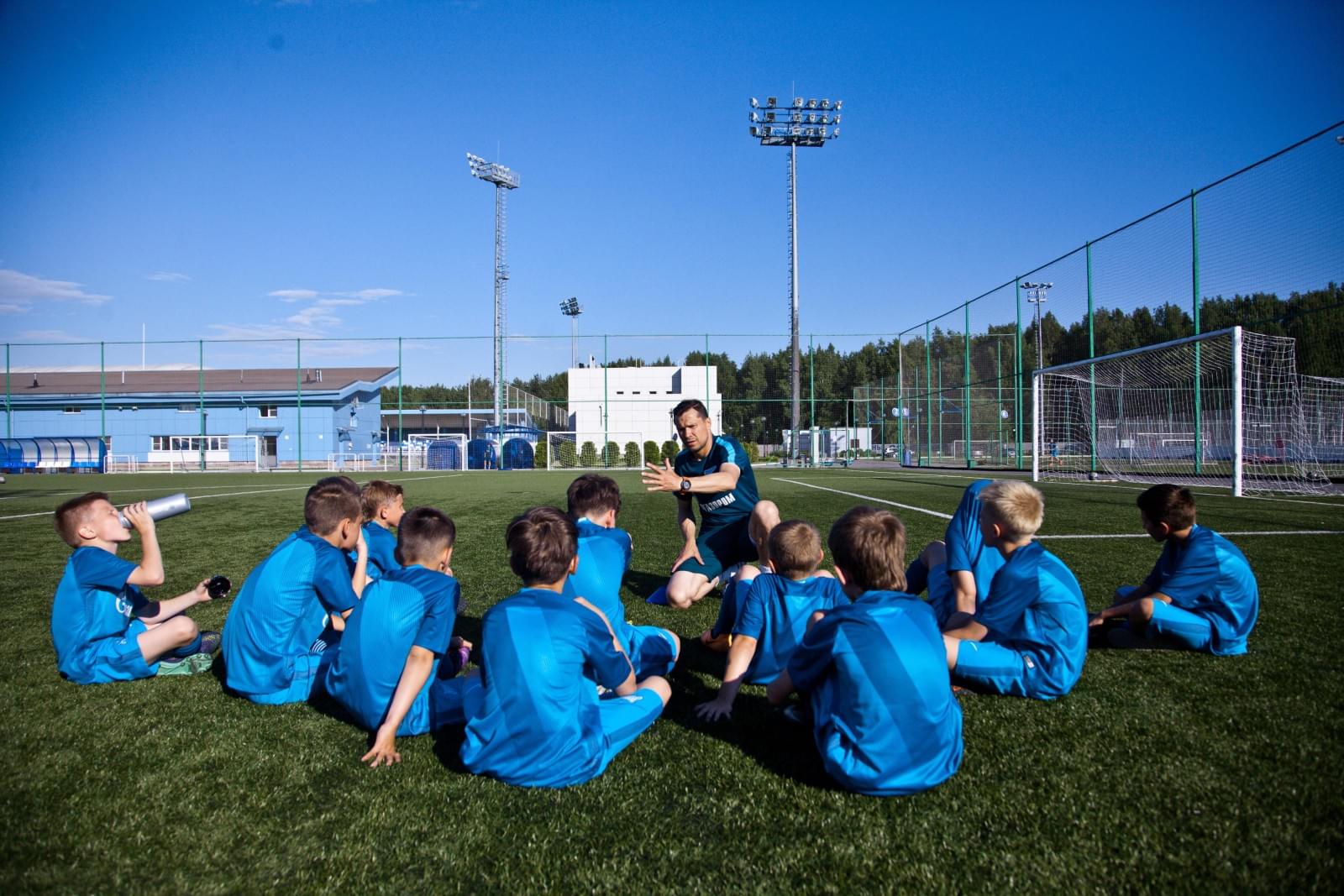 Летний лагерь Академии ФК «Зенит» начинает свою работу