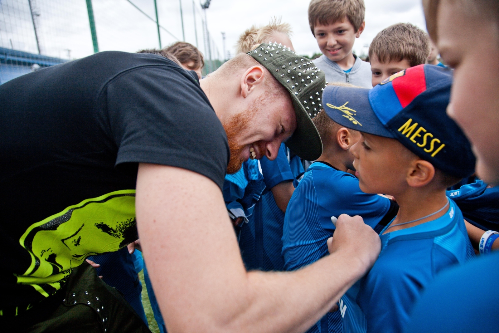 Иван Новосельцев посетил детский лагерь Академии