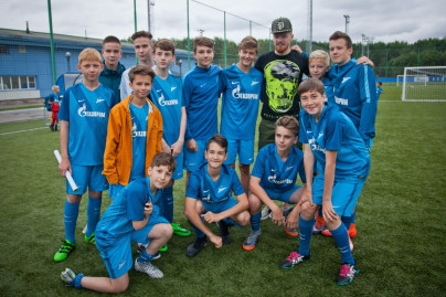 Иван Новосельцев посетил детский лагерь Академии