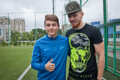 Иван Новосельцев посетил детский лагерь Академии