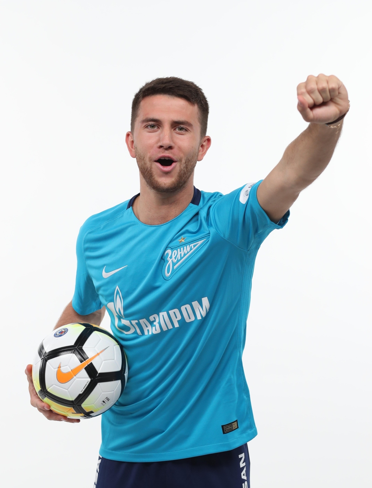 Фотосессия футболистов и тренеров основного состава ФК «Зенит» сезона 2017/2018