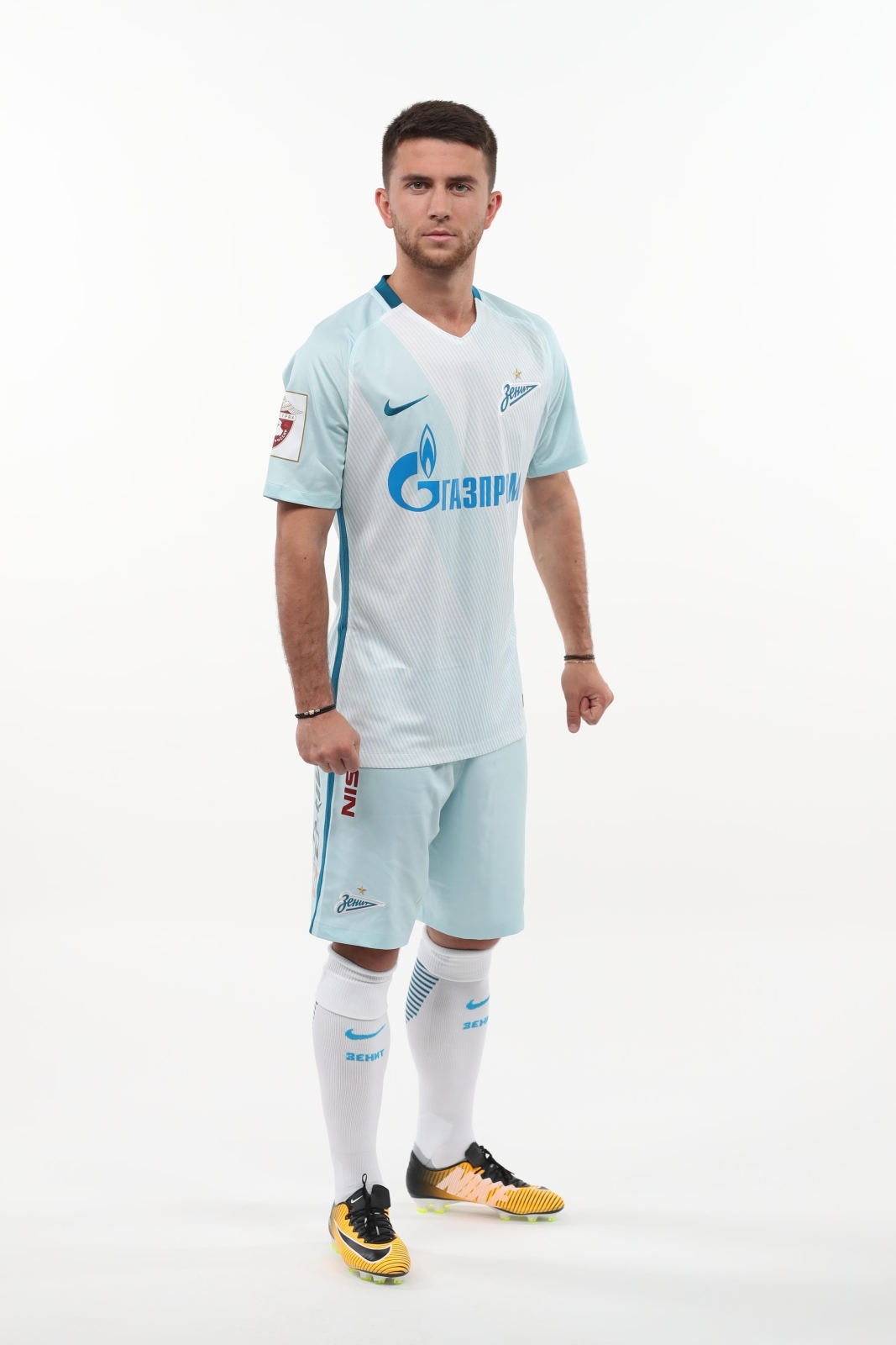 Фотосессия футболистов и тренеров основного состава ФК «Зенит» сезона 2017/2018