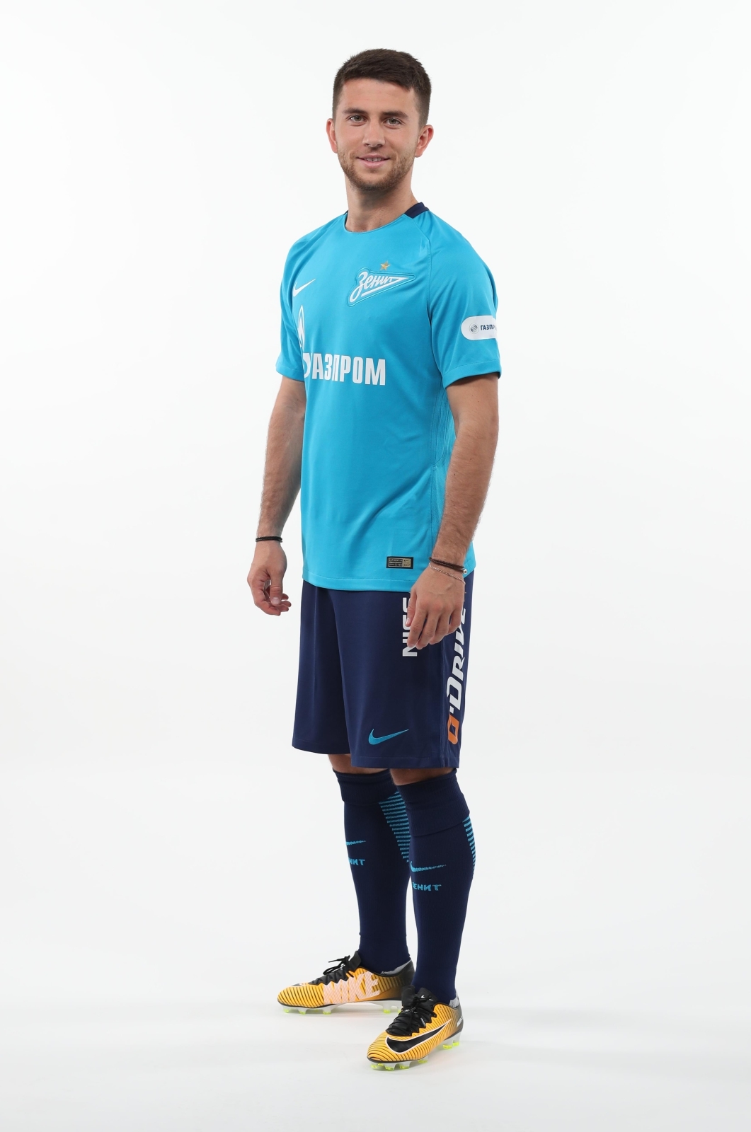 Фотосессия футболистов и тренеров основного состава ФК «Зенит» сезона 2017/2018