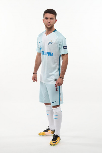 Фотосессия футболистов и тренеров основного состава ФК «Зенит» сезона 2017/2018